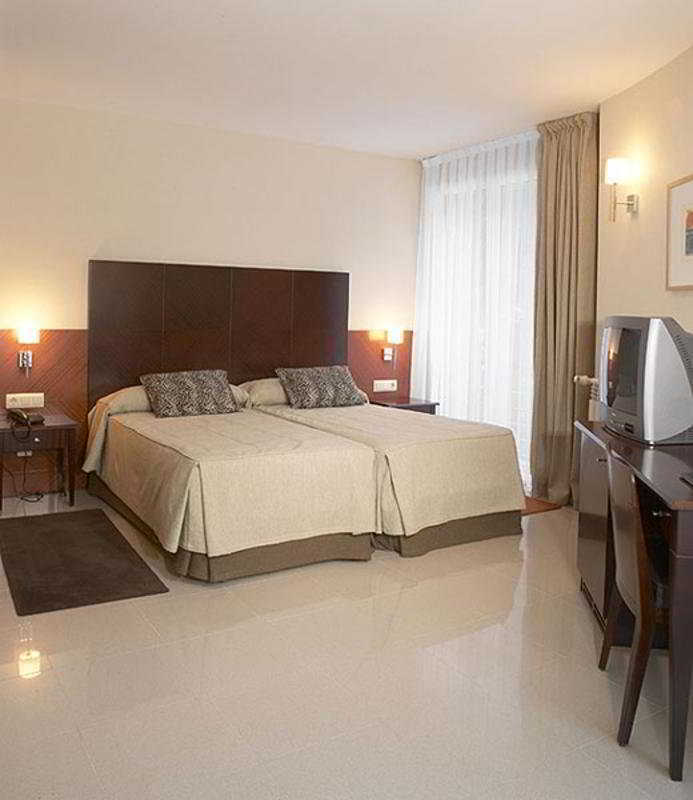 Hotel Mu La Cortinada Bilik gambar