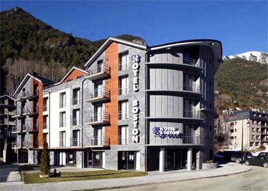 Hotel Mu La Cortinada Luaran gambar