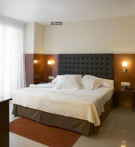 Hotel Mu La Cortinada Bilik gambar